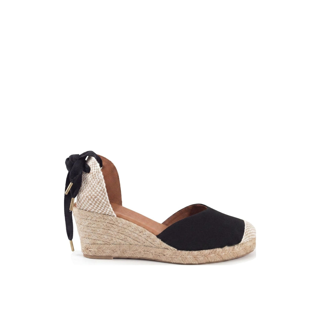 Jimena Mid Laces Black