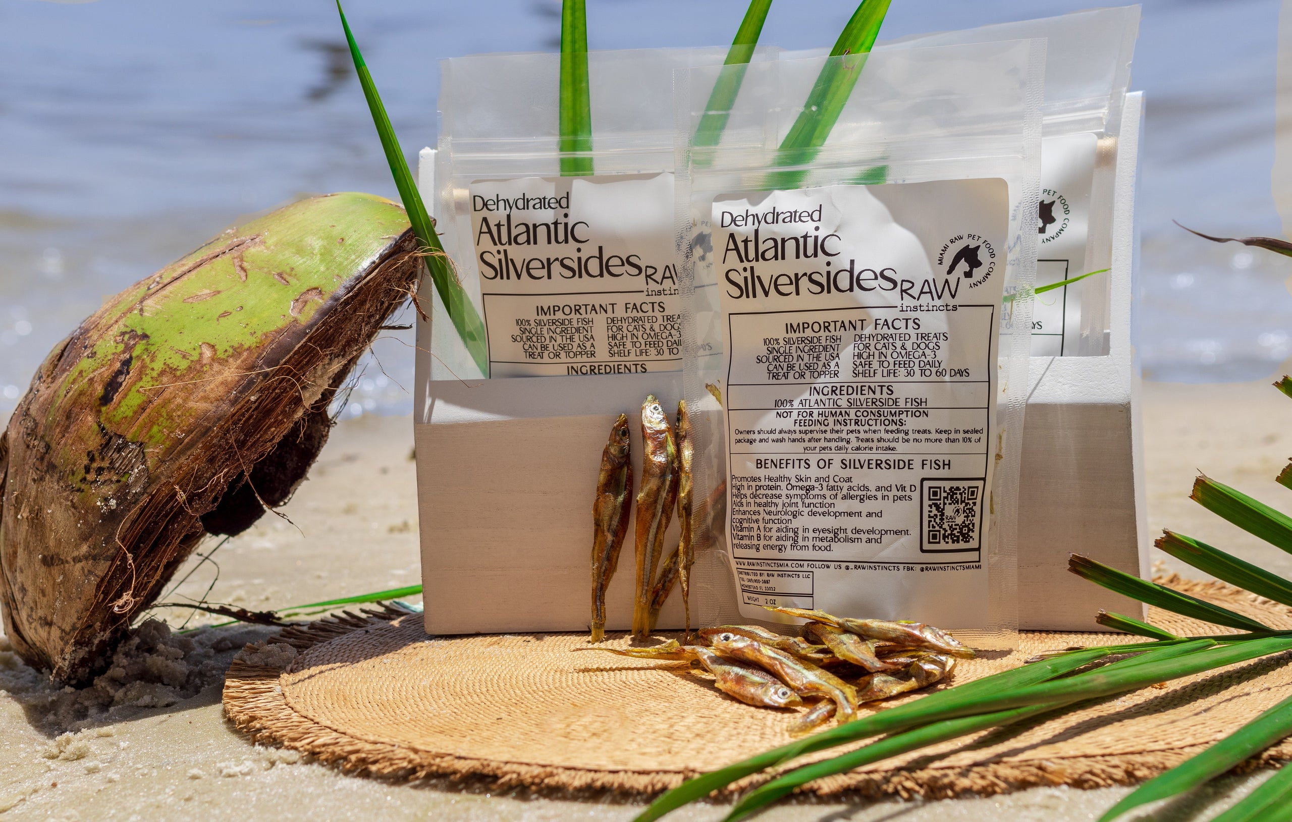 Dehydrated Atlantic Silverside – 2oz | Raw Instincts | Small Batch Florida Fish Treat for Cats & Dogs