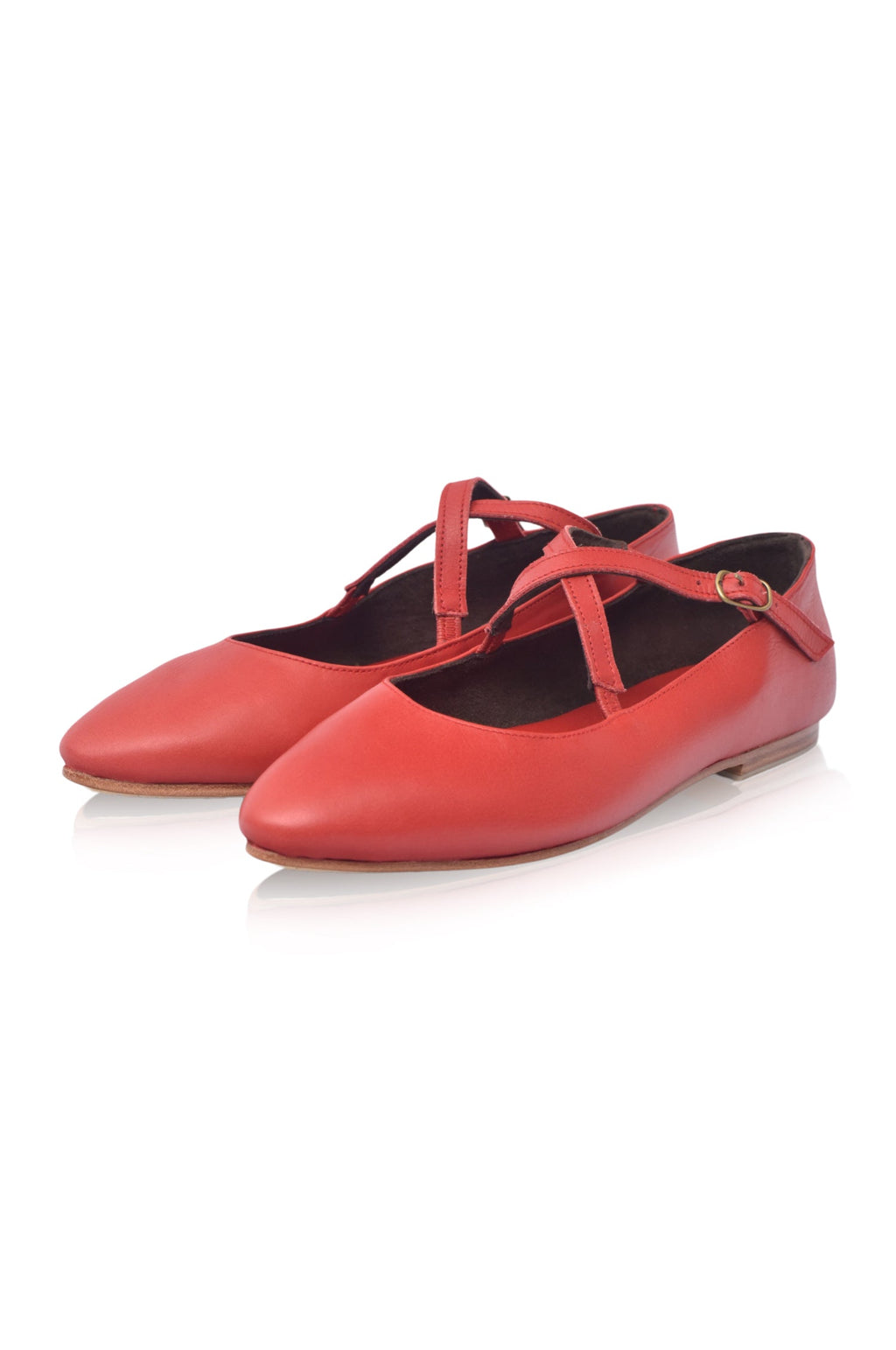 Bella Vita Criss-Cross Pointed Flats