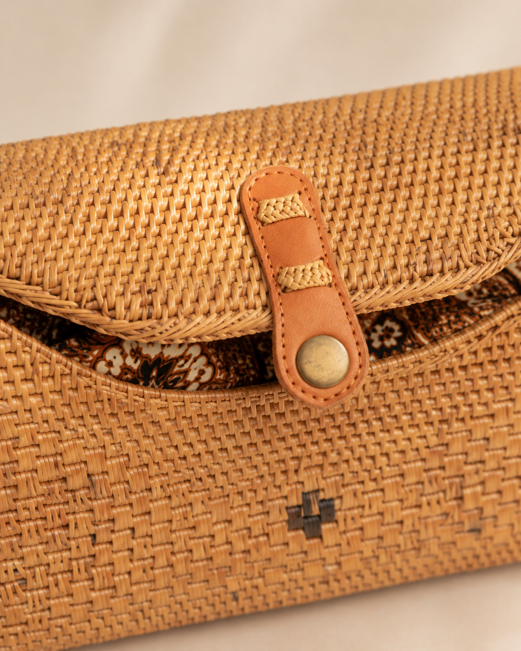Kota Rattan Purse