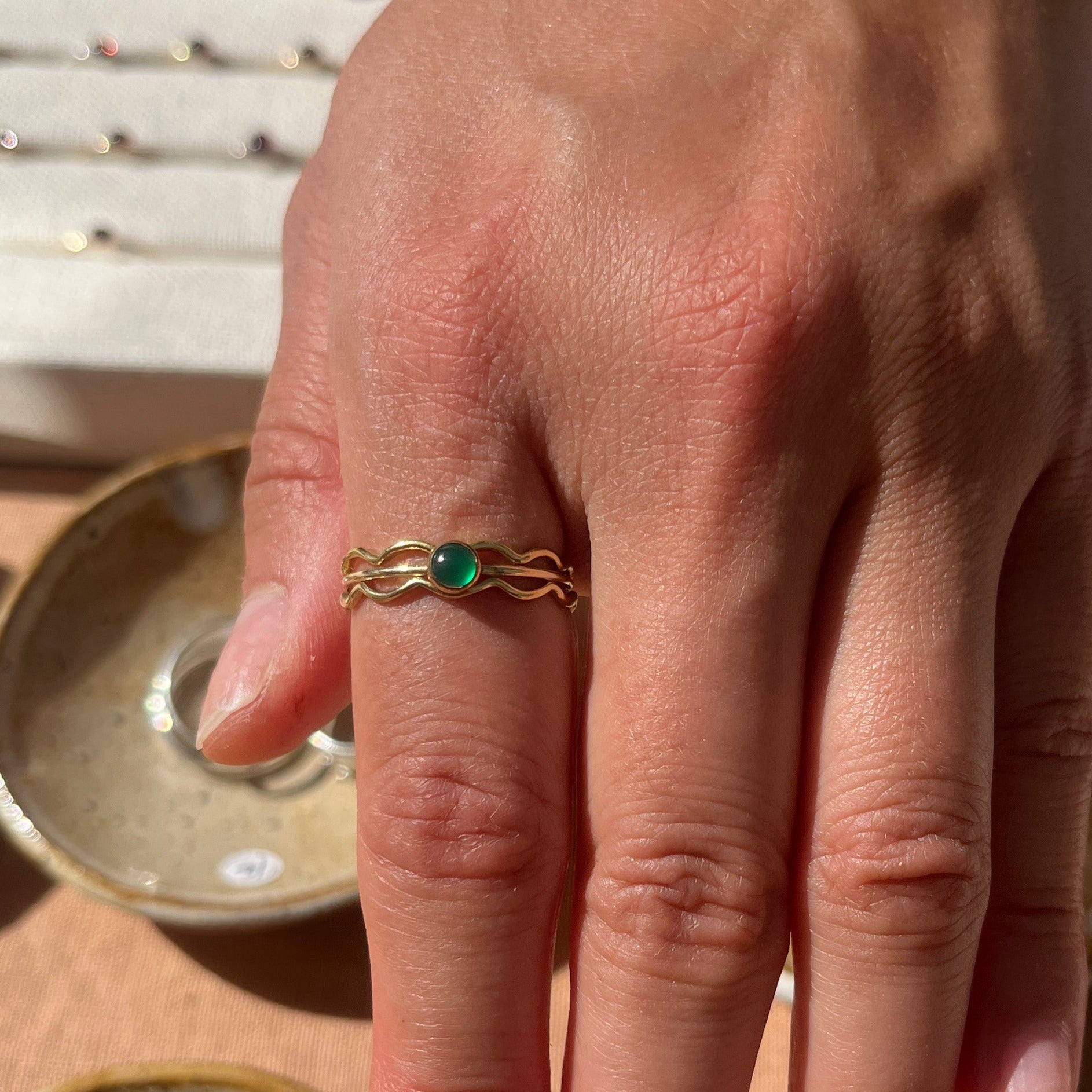 EMERALD ONYX RING