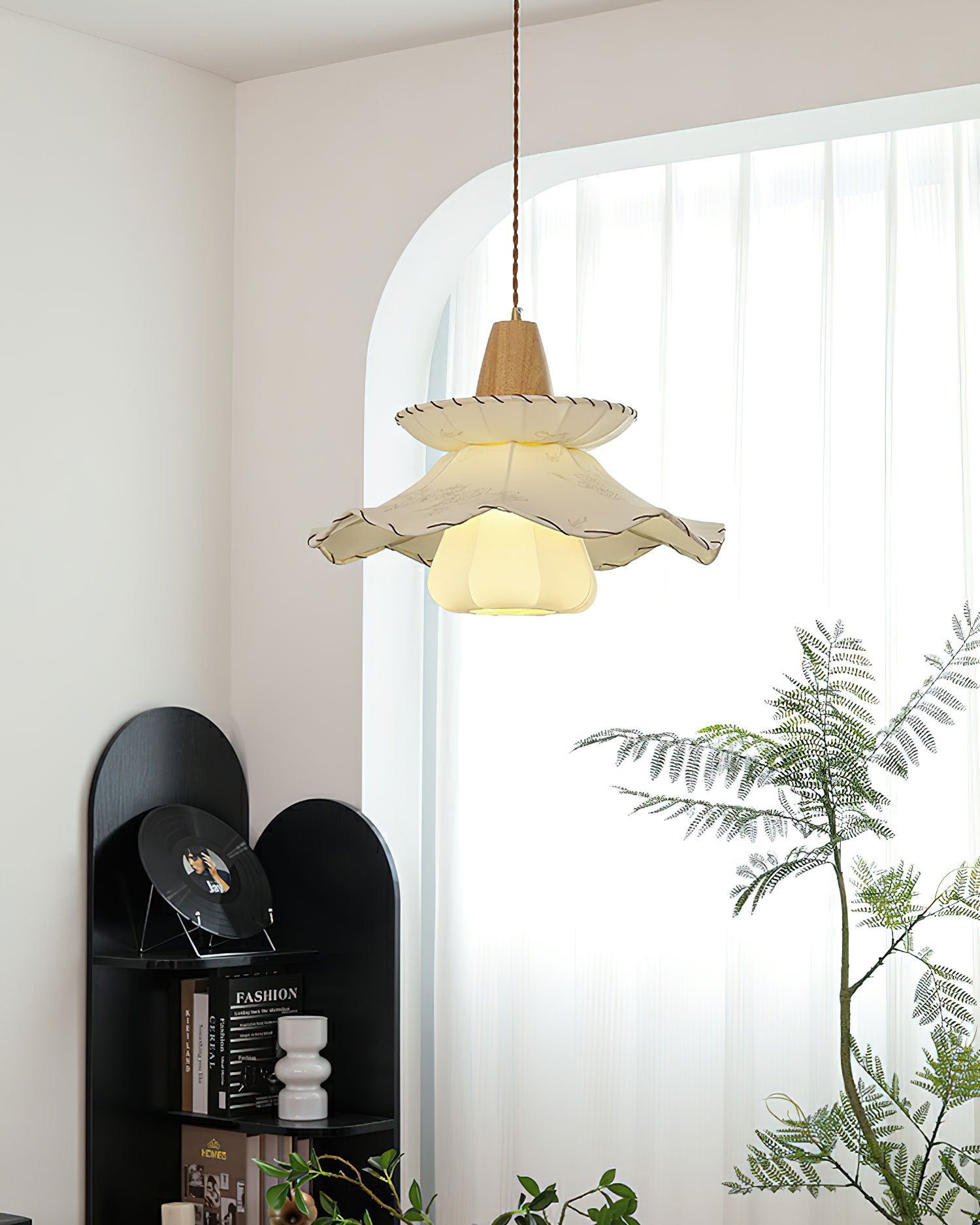Daisy Charm Pendant Light 17.7"
