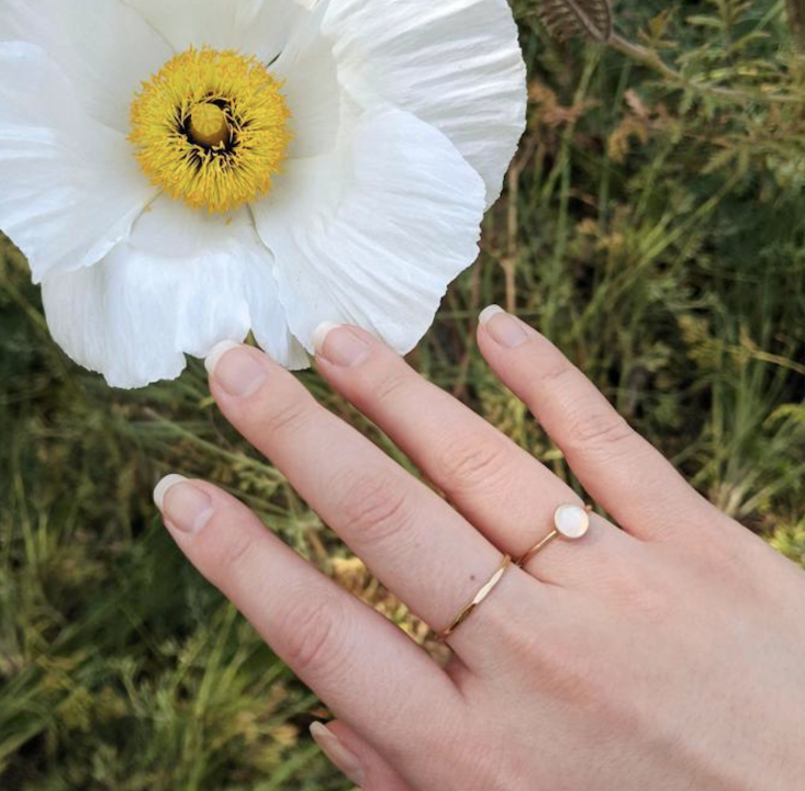 RAINBOW MOONSTONE LARGE 6MM GEMSTONE RING