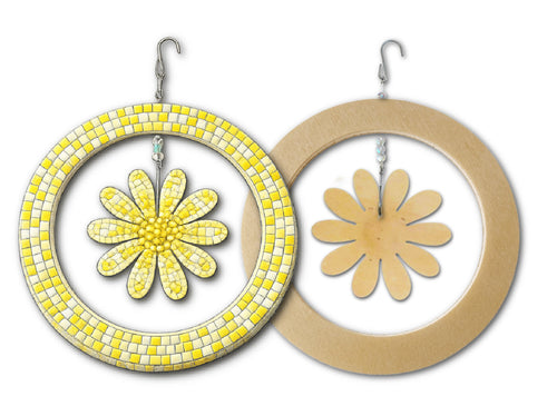 12" Spinner Circle with 6" Daisy Mosaic Backer & Hanger
