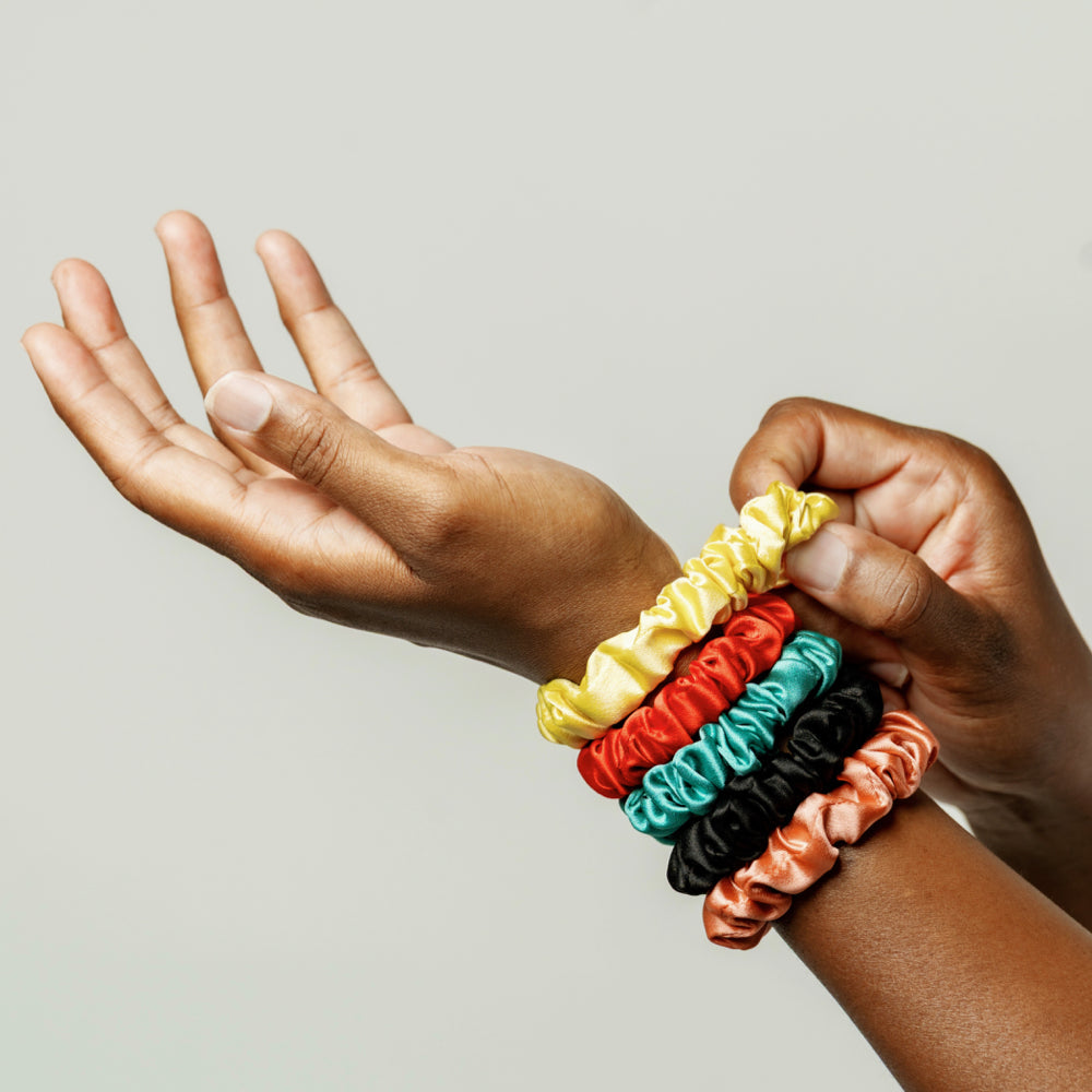 Organic Silk Small Scrunchie 3-Pack Tomato Red
