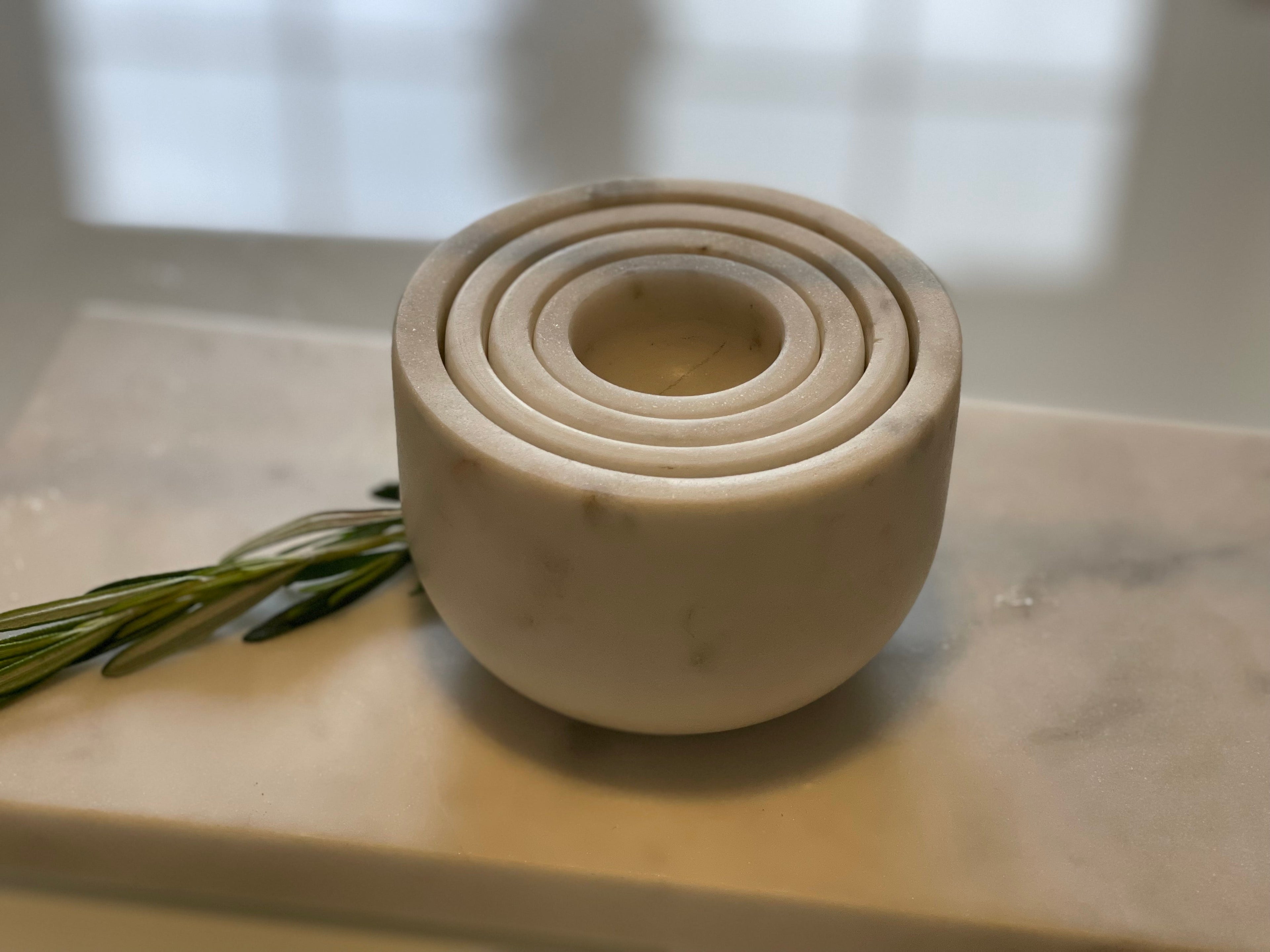 Marble Bowl Set & Measuring Cups